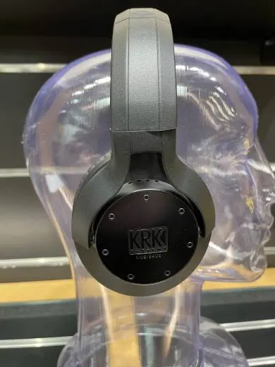 KRK - KNS-8402 2