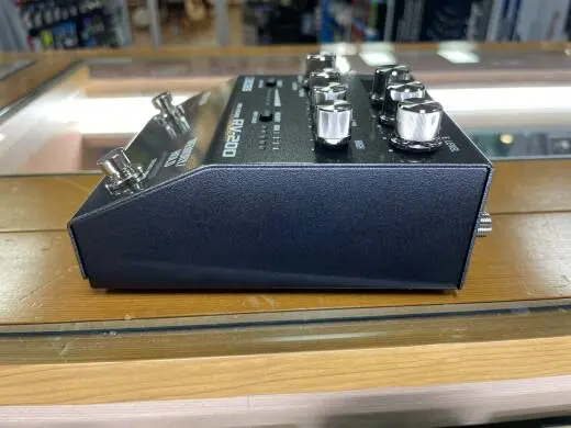BOSS - RV-200 2