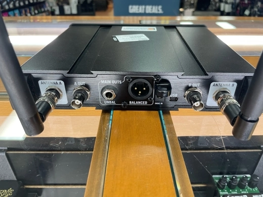 Line 6 - L6XDV75 2