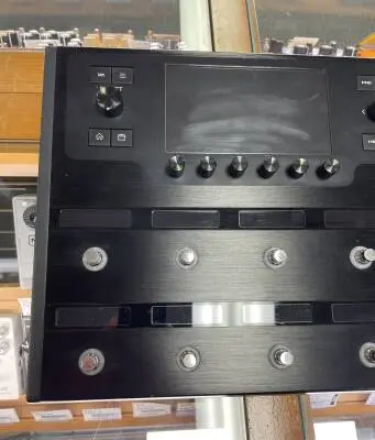 Line 6 - HELIX 2