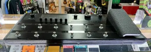 Line 6 - HELIX 2