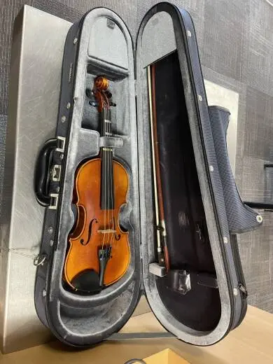 Yamaha V7 1/4 Violin 2