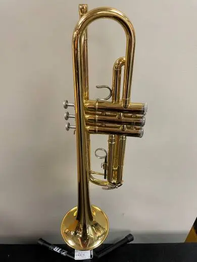 Yamaha YTR2335 Trumpet 2