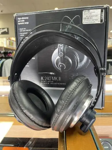 AKG - K240 MKII 2
