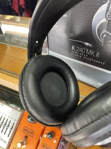 AKG - K240 MKII 2