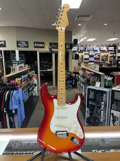 Fender - 014-0512-531 2