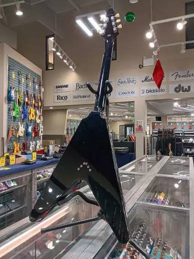 Epiphone - Flying V - Ebony 2