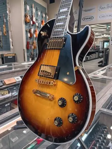 Gibson - Les Paul Custom 70s Electric Guitar with Hardshell Case - Tobacco Burst 2