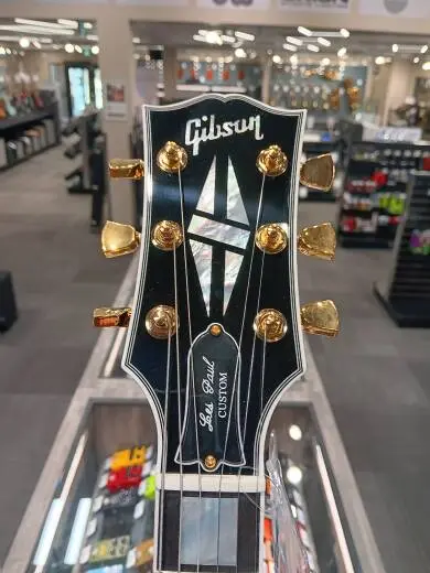 Gibson - Les Paul Custom 70s Electric Guitar with Hardshell Case - Tobacco Burst 2