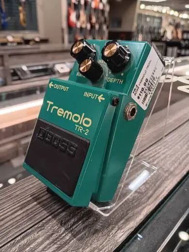 BOSS - TR-2 Tremolo 2
