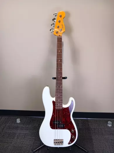 Squier - Classic Vibe '60s Precision Bass - Olympic White