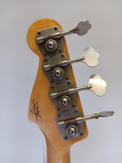 Fender Custom Shop - 1958 Precision Bass Relic, 1-Piece Quartersawn Maple Neck Fingerboard - Super Faded Aged Chocolate 3-Color Sunburst 2
