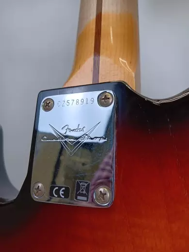 Fender Custom Shop - 1958 Precision Bass Relic, 1-Piece Quartersawn Maple Neck Fingerboard - Super Faded Aged Chocolate 3-Color Sunburst 8