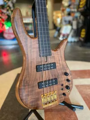 FODERA - Monarch Fretless