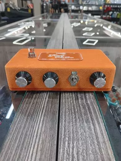 Warm Audio - Foxy Tone Box Fuzz 2