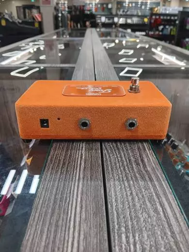 Warm Audio - Foxy Tone Box Fuzz 2