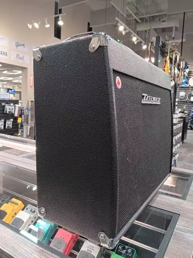 Traynor - YCV50B - Combo Amp 2