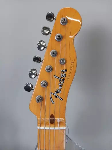 Fender - 60th Anniversary '52 Vintage Hot Rod Telecaster - Butterscotch Blonde 2