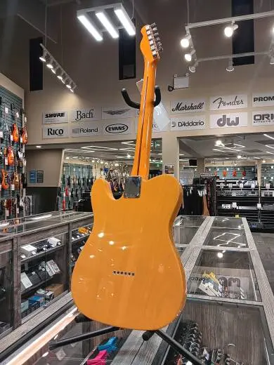 Fender - American Vintage II 1951 Telecaster, Maple Fingerboard - Butterscotch Blonde 2