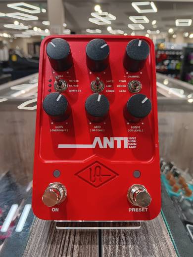 Universal Audio ANTI 1992 High Gain Amp Pedal | Long & McQuade Universal Audio ANTI 1992 High Gain Amp Pedal | Long & McQuade