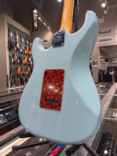 Fender - American Professional II Stratocaster Thinline, Rosewood Fingerboard with Case - Transparent Daphne Blue 2