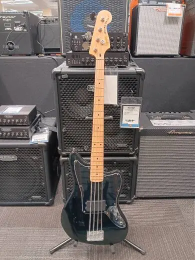 Squier - Affinity Series Jaguar Bass H, Maple Fingerboard - Black