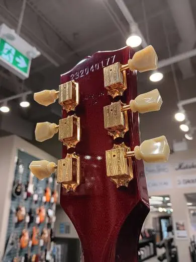 Gibson - Les Paul Studio Electric Guitar with Softshell Case - Wine Red 2