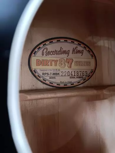 Recording King - Dirty 37 Series Parlor Guitar - Black 2