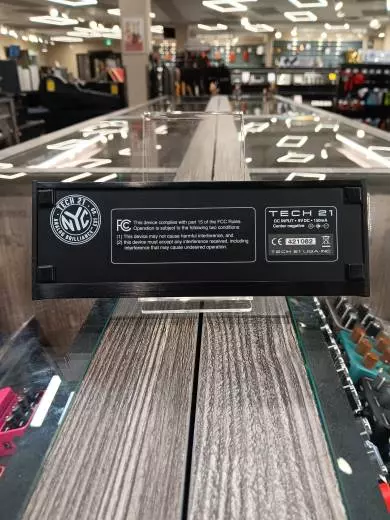 Tech 21 - Character Plus - Screaming Blonde 2