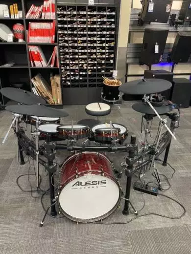 Alesis - STRATA PRIME