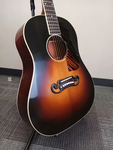 Gibson - 1939 J-55 - Faded Vintage Sunburst 2