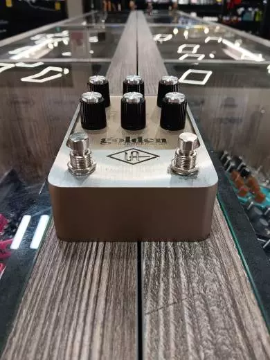 Universal Audio - Golden Reverberator 2