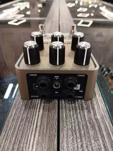 Universal Audio - Golden Reverberator 2