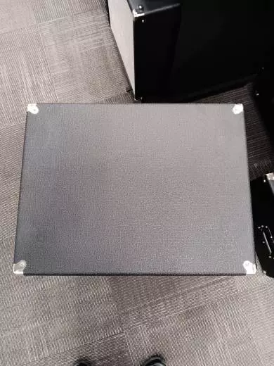 Traynor - TC410-4 - Bass Cabinet 2