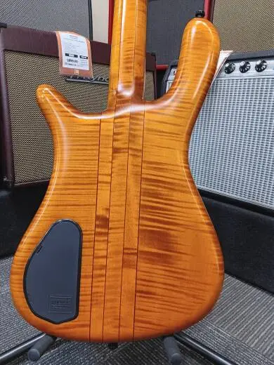 Warwick - Streamer Stage 1 Bass - Honey Violin Oil finish 2