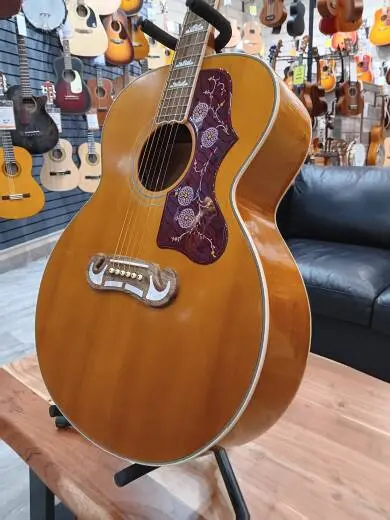 Epiphone - Inspired by Gibson Masterbilt J-200 - Aged Antique Natural 2