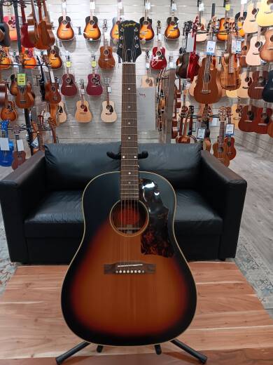 Epiphone Inspired By Gibson J-45 - Aged Vintage Sunburst