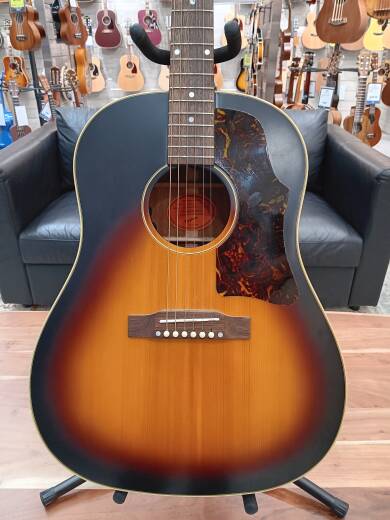 Epiphone Inspired By Gibson J-45 - Aged Vintage Sunburst