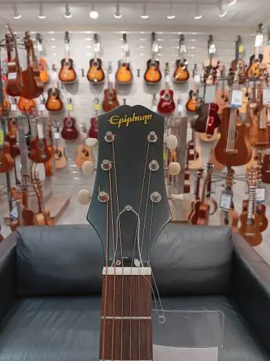 Epiphone - Inspired by Gibson J-45 - Aged Vintage Sunburst 2