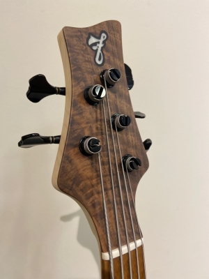 F bass VF5PJ 7