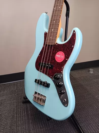 Squier - Classic Vibe '60s Jazz Bass - Daphne Blue 2