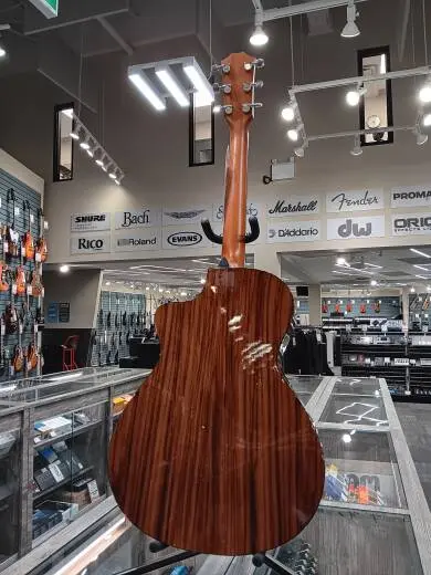 Taylor Guitars - 212CE PLUS 2