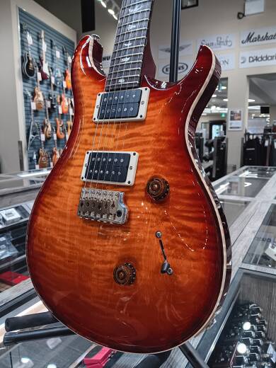 Store Special Product - PRS Guitars - Custom 24 Electric Guitar with Hardshell Case - Dark Cherry Sunburst