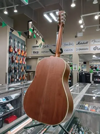 Gibson - J-45 Studio Walnut Acoustic/Electric Guitar with Case - Satin Natural 2