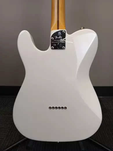 Fender American Professional II Telecaster Deluxe - Olympic White 2