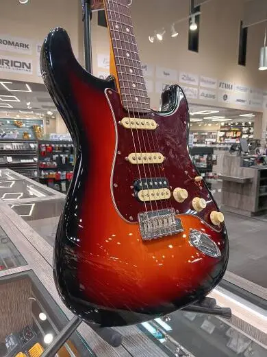Fender - American Professional II Stratocaster HSS, Rosewood Fingerboard - 3-Colour Sunburst 2