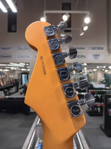 Fender - American Professional II Stratocaster HSS, Rosewood Fingerboard - 3-Colour Sunburst 2