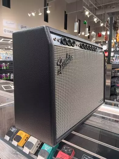 Fender - Tonemaster Deluxe Reverb 2