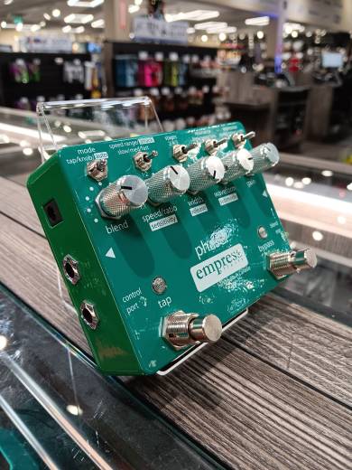 Gear Hunter | Empress Effects - EMPRESS PHASER