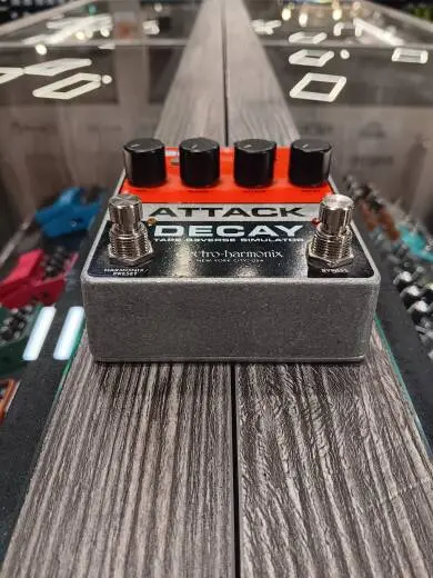 Electro-Harmonix - Attack Decay Reverse Tape Simulator 2